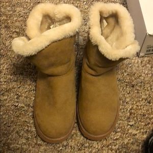 Brand new Old Navy boots